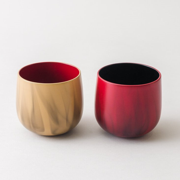 Two Murakumo-nuri lacquerware from Asada Lacquerware