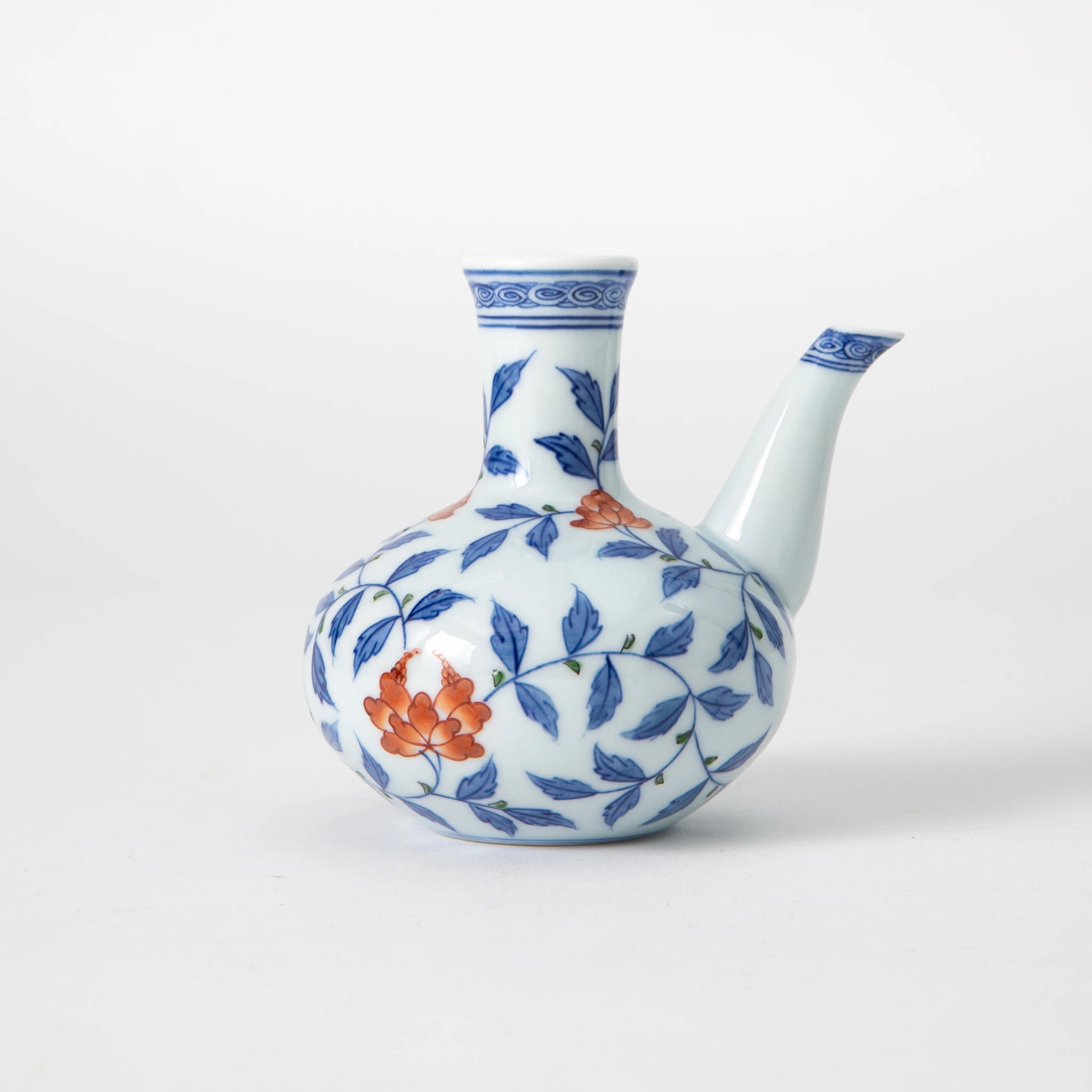 Gen-emon Kiln Arita Flower Karakusa Sake Set