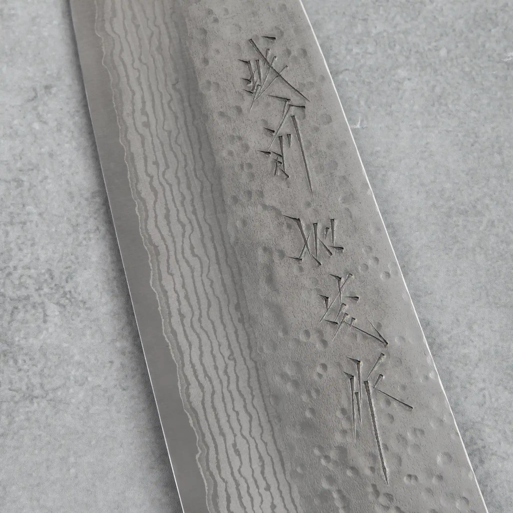 Kamo Hamono VG10 Tsuchime Damascus Shizuku Santoku Knife