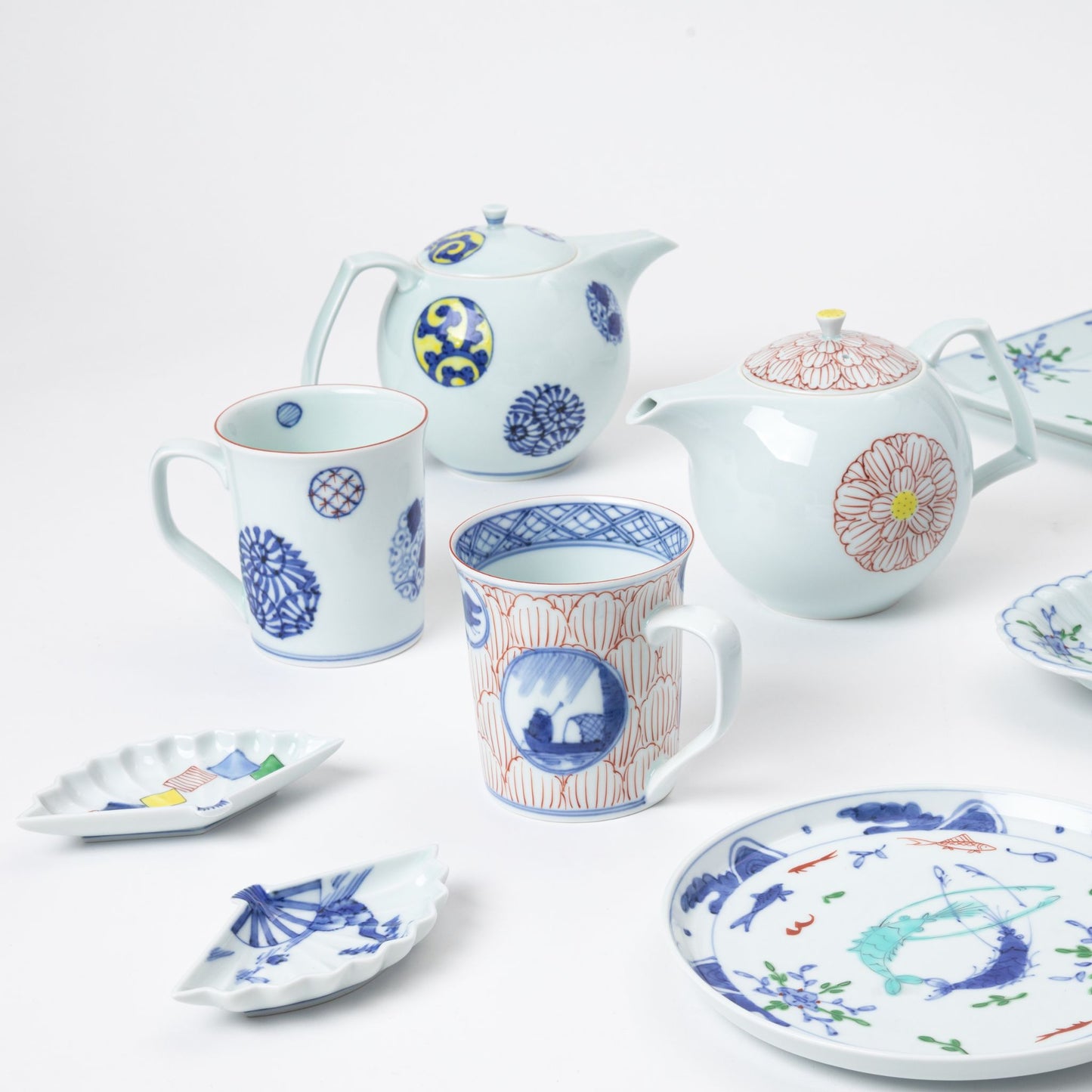 Keizan Kiln Arita Red Peony Teapot