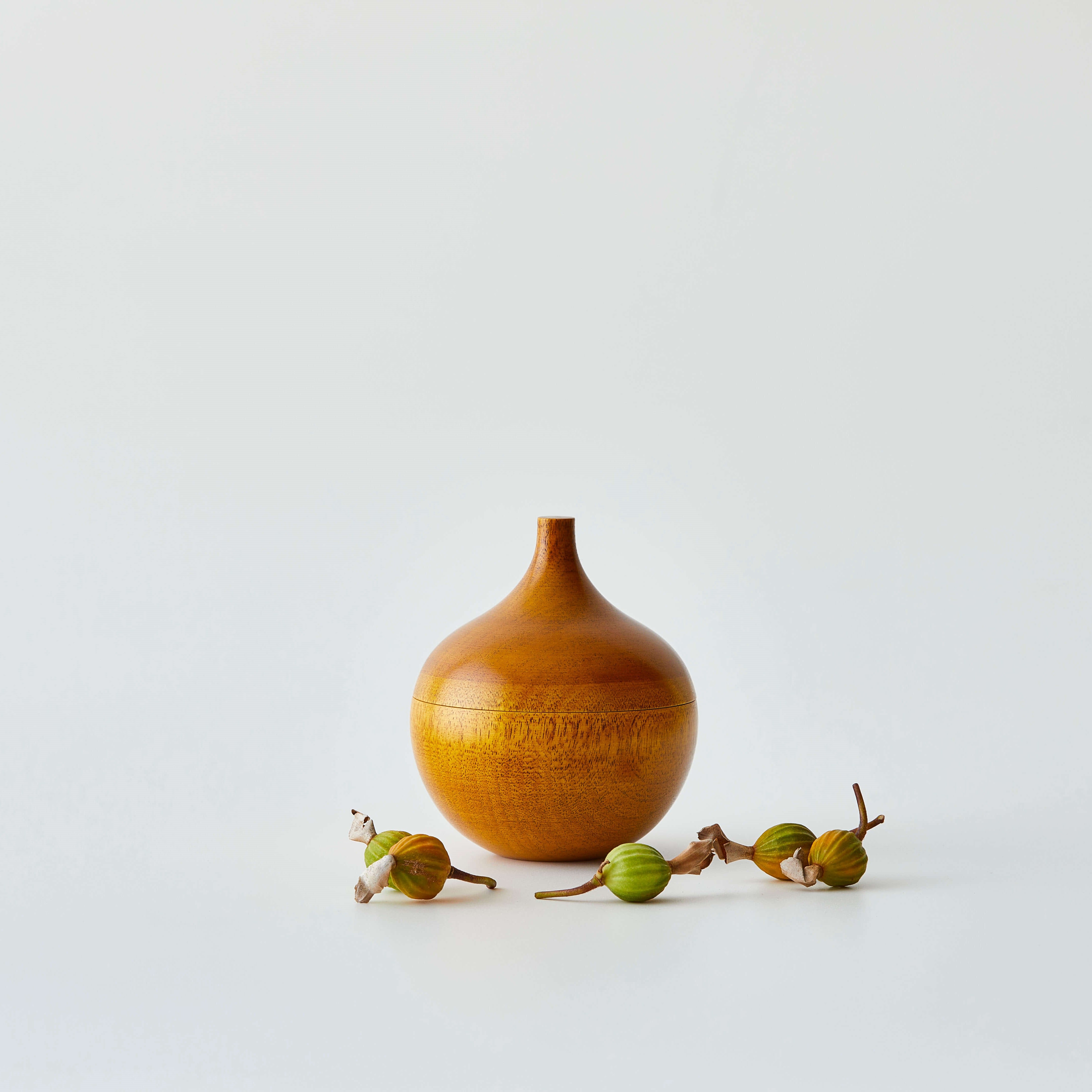 Kyukon Lidded Bowl