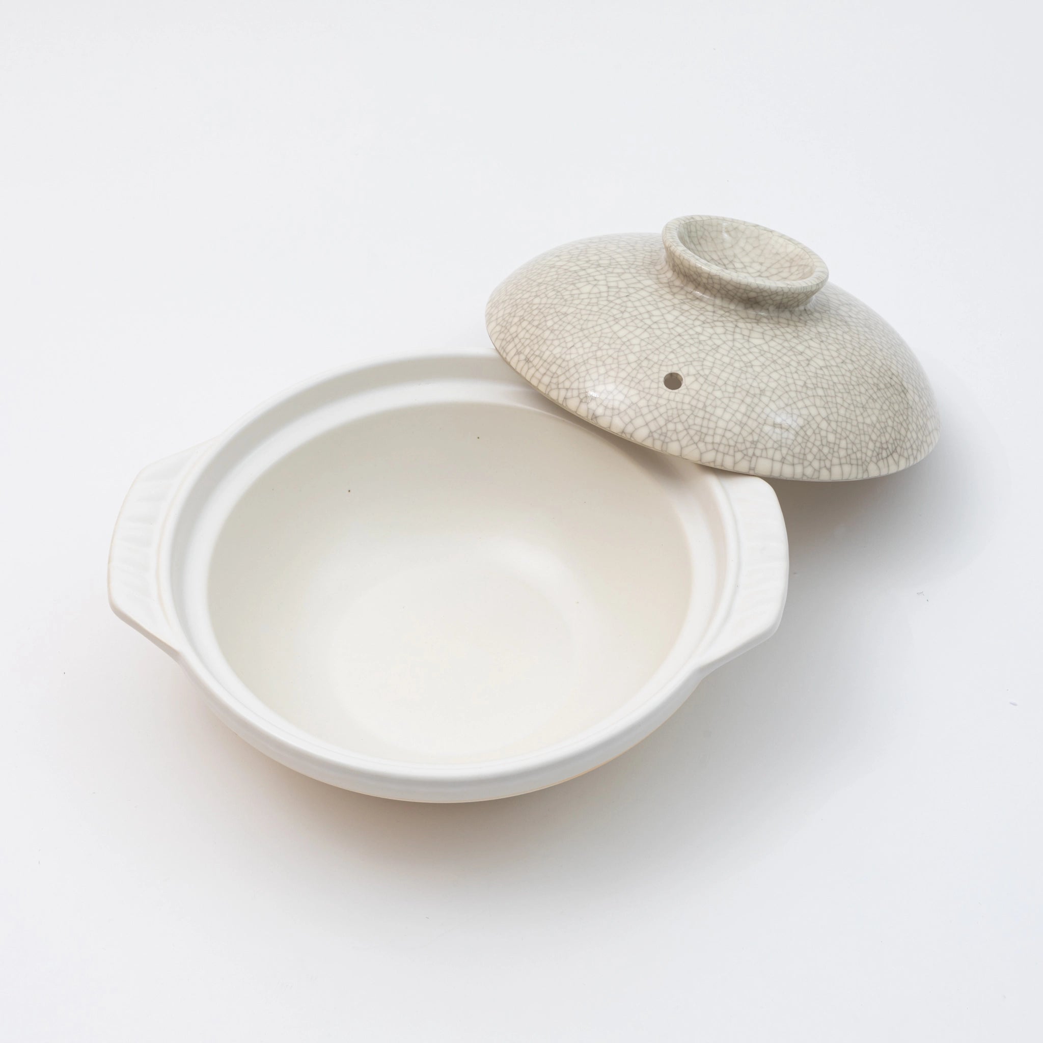 Kannyu White Donabe Clay Pot (3-4 People)