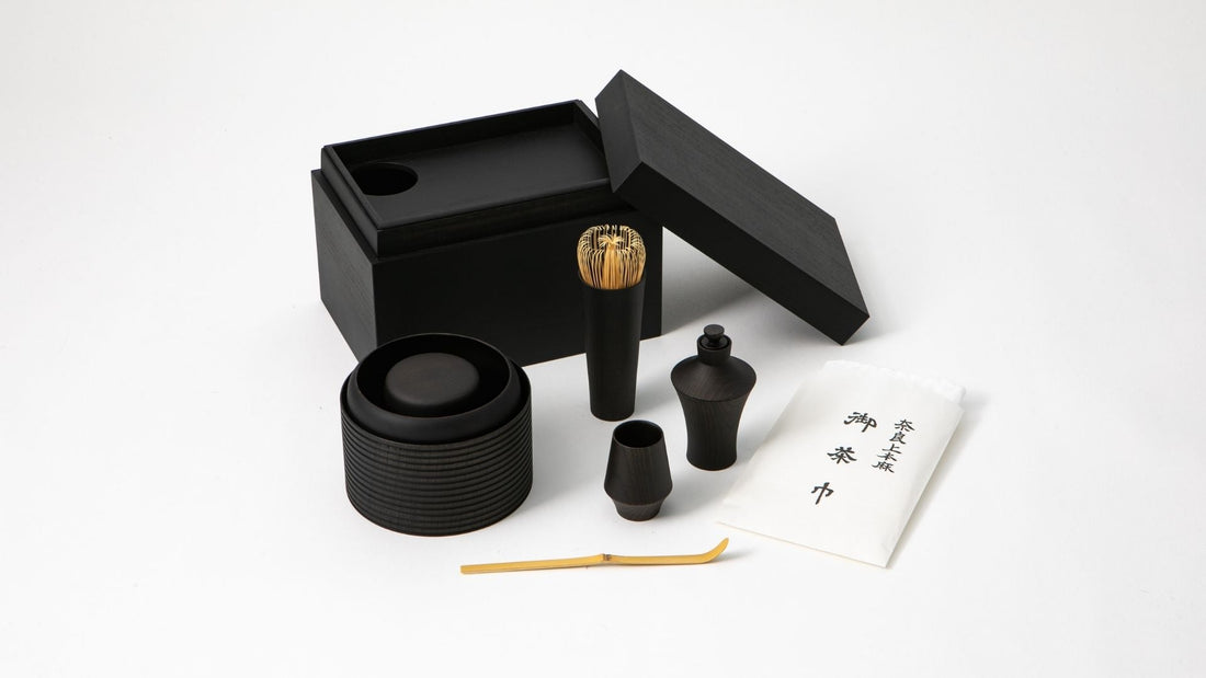 Monochromatic Artistry of GATOMIKIO Chabako Tea Box