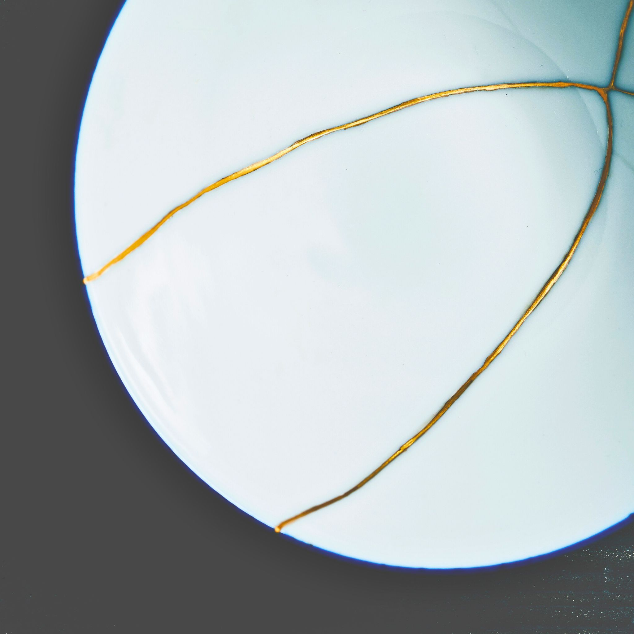 Kintsugi Plate from Atlier hifumi