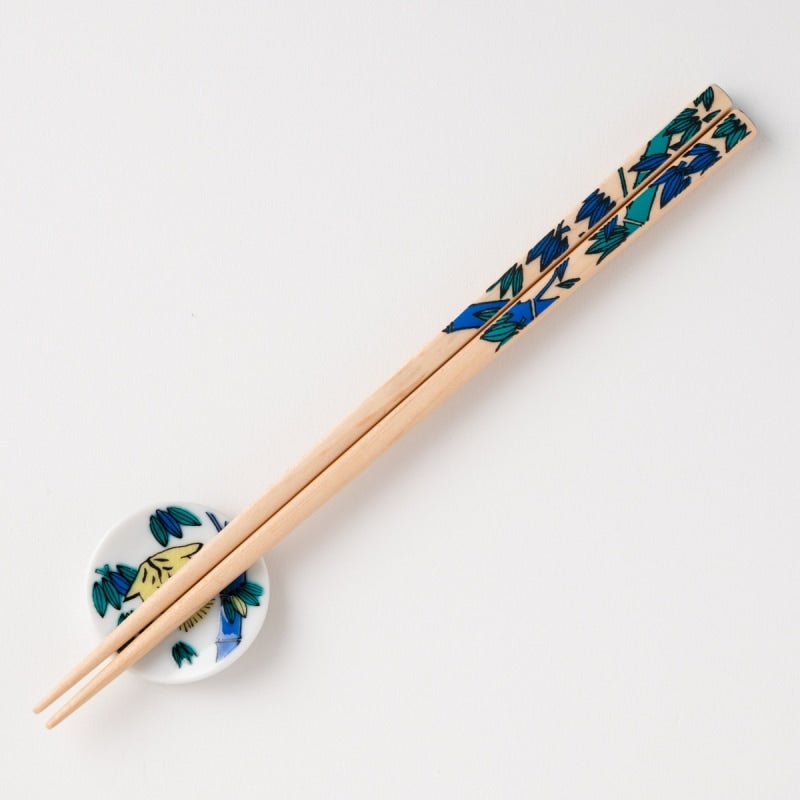 KUTANI SEAL Floral Chopsticks with Chopstick Rest (Bamboo / Take)