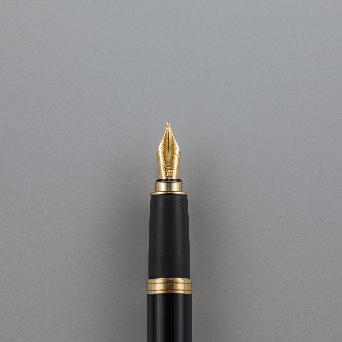 Crack Gold Fountain Pen Black