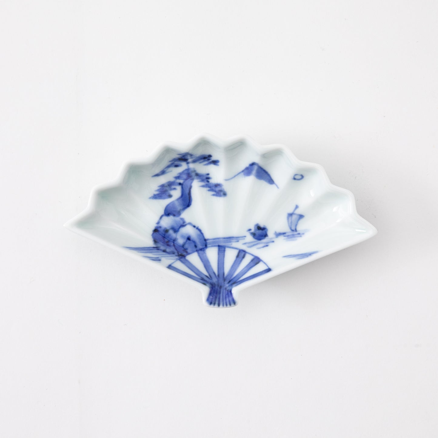 Keizan Kiln Arita Sansui Fan-Shaped Sauce Dish