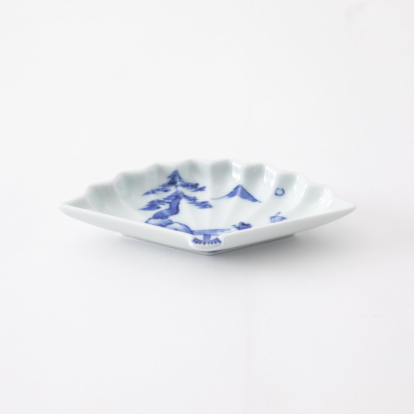 Keizan Kiln Arita Sansui Fan-Shaped Sauce Dish