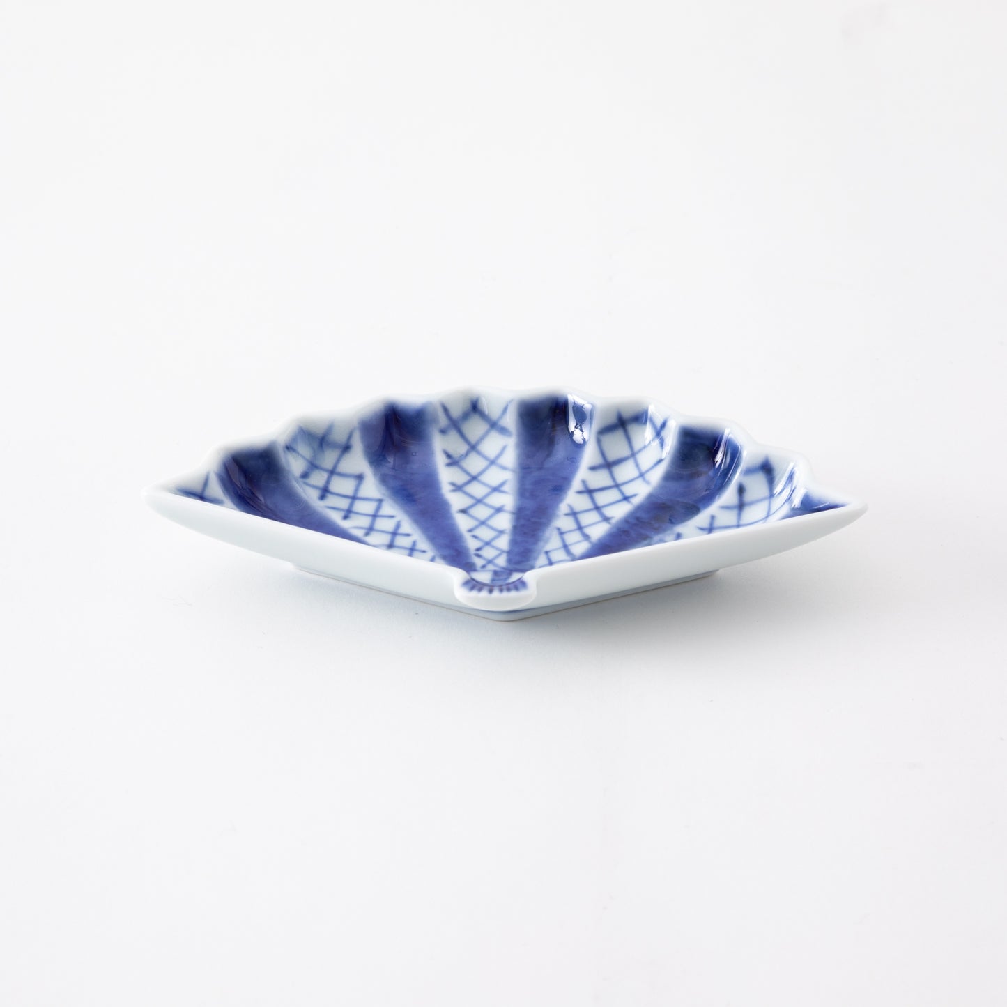 Keizan Kiln Arita Jimon Fan-Shaped Sauce Dish