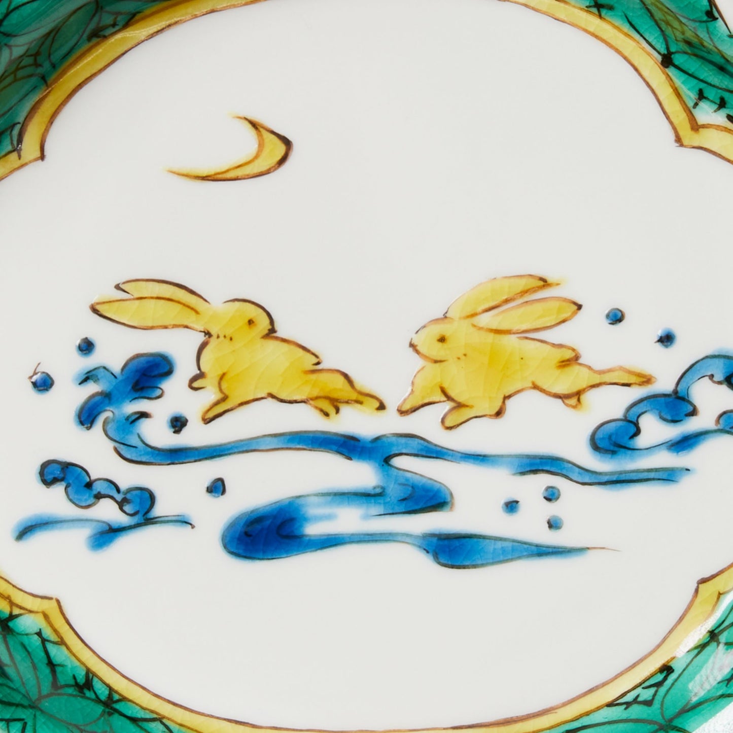 Kutani Rabbit Petal Rimmed Plate