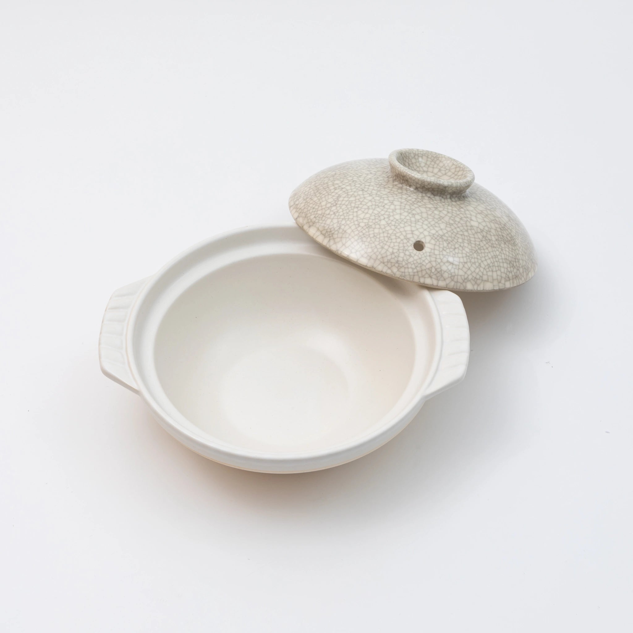 Kannyu White Donabe Clay Pot (2-3 People)