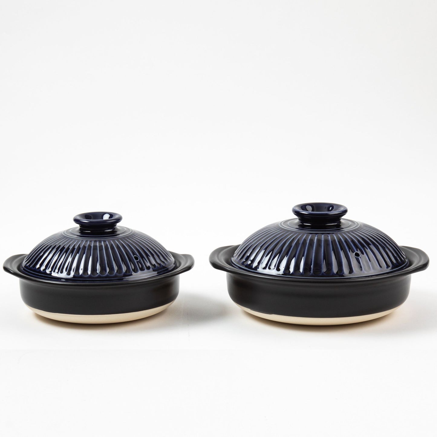 GINPO Chrysanthemum Blue Glaze Donabe Clay Pot (2-3 People)