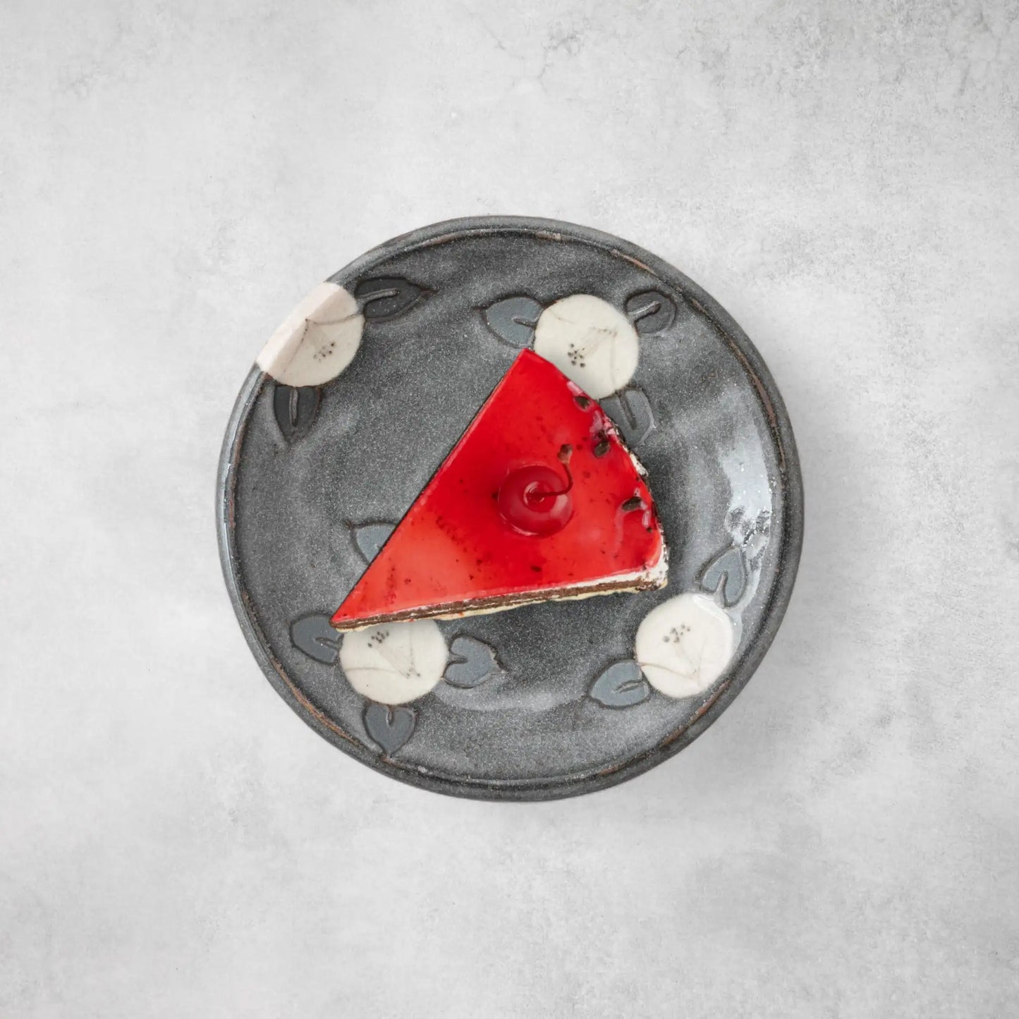 Nezumishino Camellia Mino Ware Plate